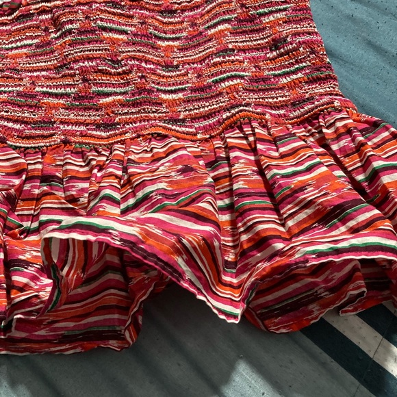 Loft Women's Pink Purple Ikat Smocked Peplum Cami Tank Top Blouse Stretch Size M - Picture 5 of 7